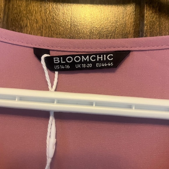 Brand new bloom chic shirt - Picture 3 of 4